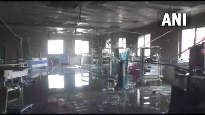 भारतको एक अस्पतालमा आगलागी हुँदा १० जनाको मृत्यु