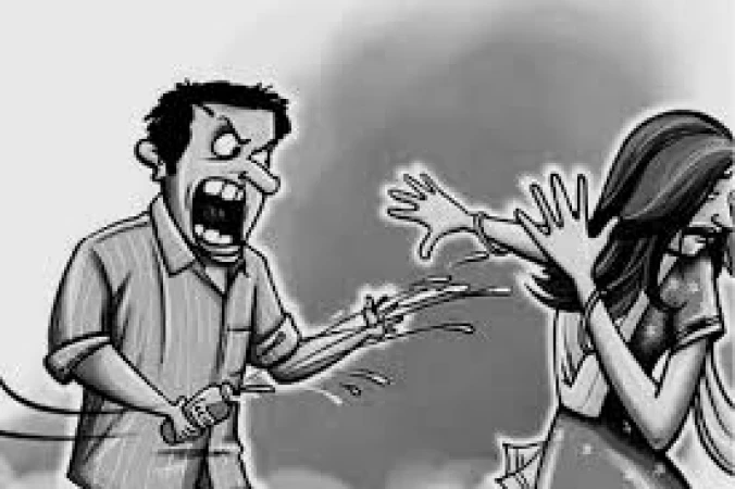 बाबुले  एसिड प्रहार गर्दा छोराछोरी घाइते