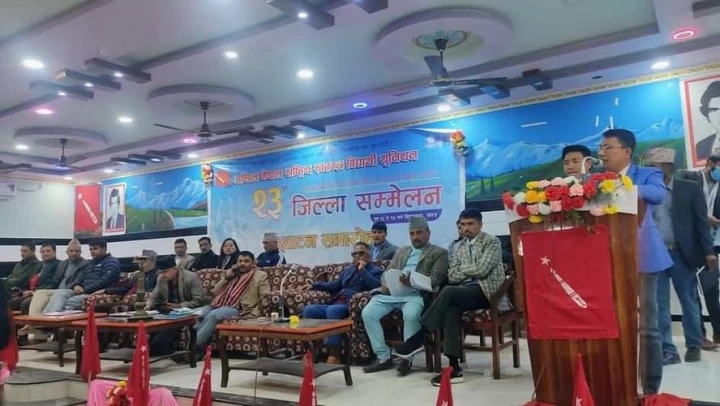 अनेरास्विवयु मोरङमा विवाद : नेतृत्वले एकलौटी निर्णय गर्न खोजेको आरोप