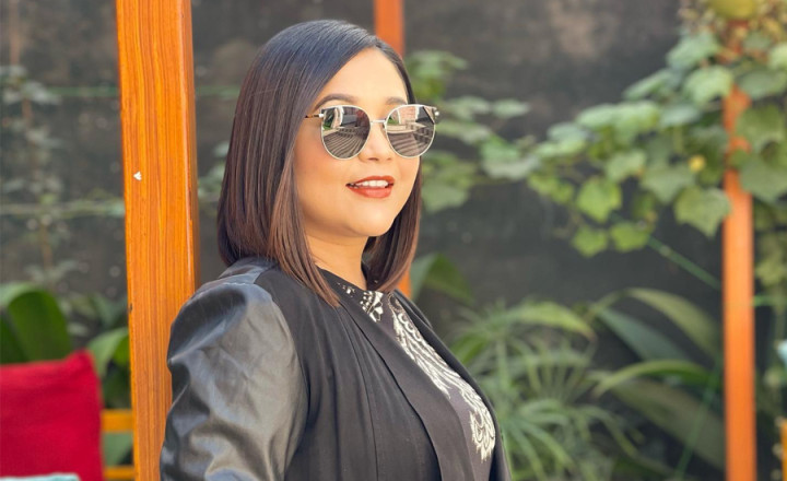 गायिका आस्था राउतलाई अमेरिकी अध्यागमनले नेपाल फिर्ता पठायो