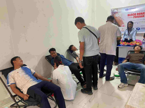 एक्सपर्ट एजुकेशनद्वारा धरानमा रक्तदान कार्यक्रम