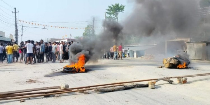 झडप रोक्न प्रहरीले चलायो ८२ राउण्ड गोली, सुनसरीका थप क्षेत्रमा कफ्र्यु