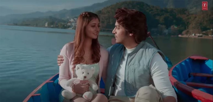 पोखरा र बन्दीपुरमा खिचिएको हिन्दी गीत ‘कुछ बातें’ सार्वजनिक