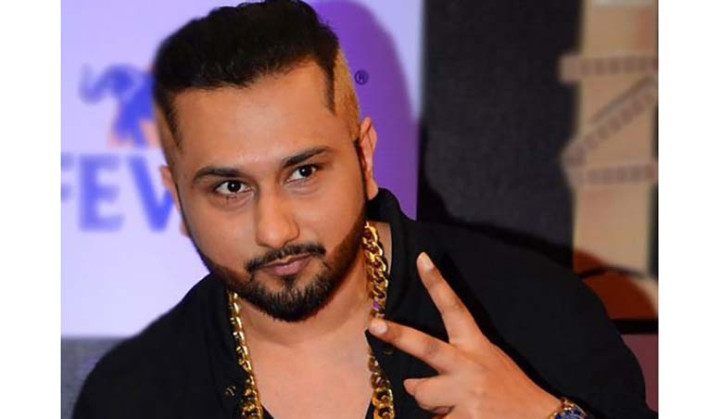 चर्चित र्‍यापर हनी सिंहमाथि अपहरण र मारपिटको आरोप