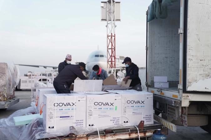 नेपाल आइपुग्यो थप ७ लाख डोज कोभिसिल्ड खोप