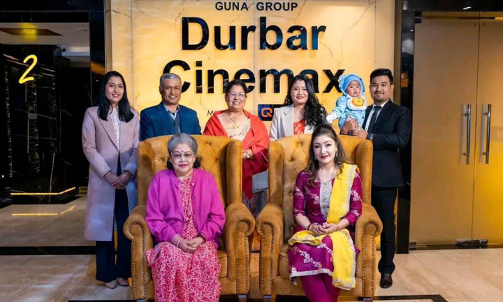 ‘पठान’ फिल्म हेर्न हिमानी र पूर्व रानी कोमल शाह हलमा