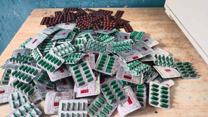 इटहरीबाट लागुऔषधसहित ४ जना पक्राउ