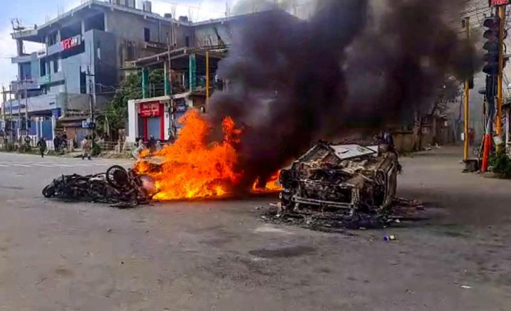 मणिपुरमा फेरि भड्कियो हिंसा, कम्तिमा चार जनाको मृत्यु