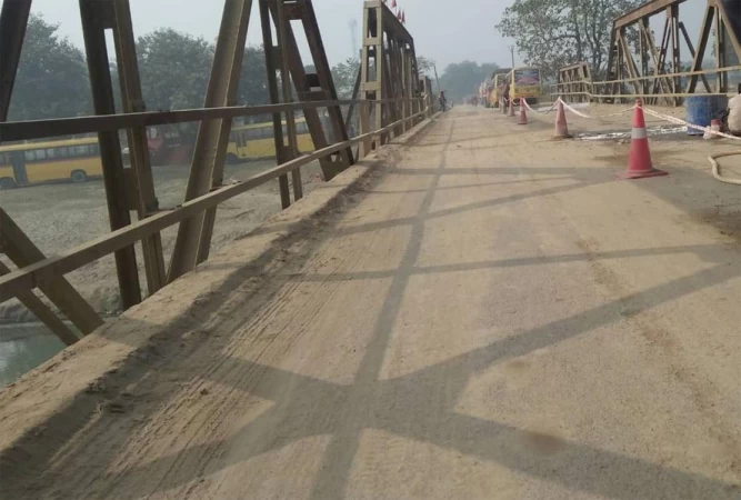मिरगञ्ज पुल सञ्चालनमा ल्याउन बिहार सरकारलाई ज्ञापनपत्र