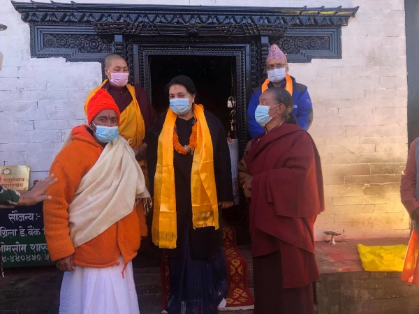 मुक्तिनाथको दर्शन गर्न राष्ट्रपति भण्डारी मनाङमा