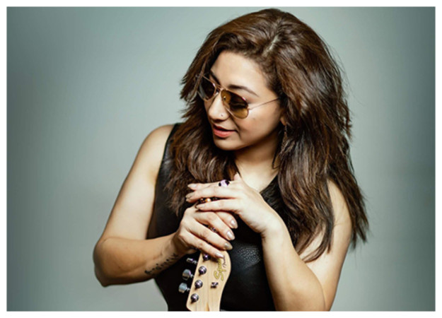 नलिना चित्रकारको ‘माया लाउने’ गीत सार्वजनिक (भिडियोसहित)