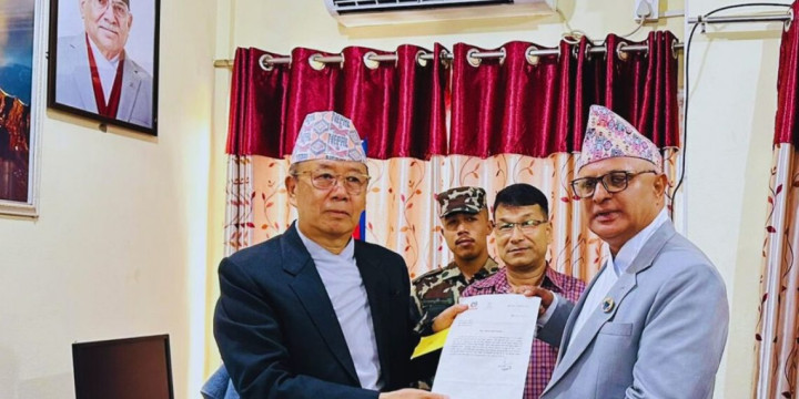 विश्वासको मत नपाउने भएपछि मुख्यमन्त्री कार्कीले दिए राजीनामा