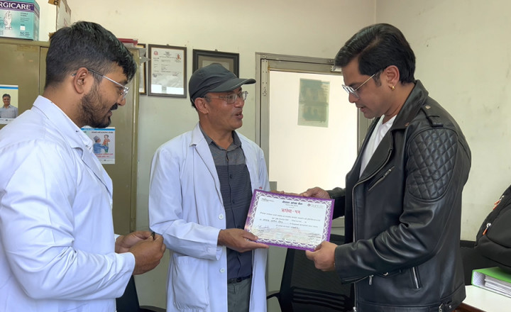 अभिनेता सविन श्रेष्ठले आँखा दान गर्ने