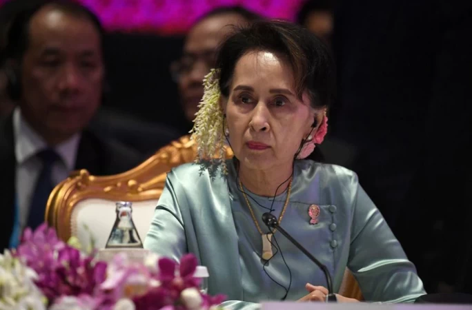 आङ सान सूचीलाई अदालतले सुनायो चार वर्षको जेल सजाय