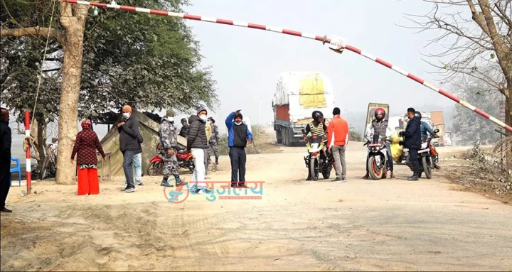 सुनसरी सीमामा कोरोना सावधानी शुन्य : पारी खोपकार्ड अनिवार्य, वारी मास्क नलाई प्रवेश