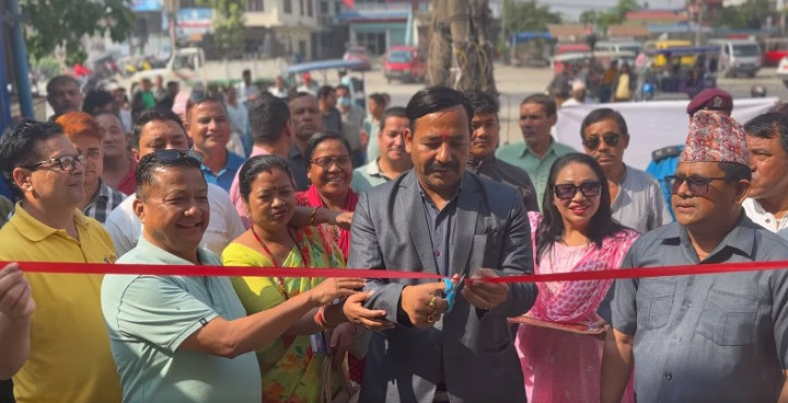 इटहरीमा नयाँ सार्वजनिक शौचालय उद्घाटन
