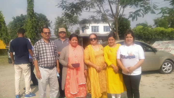 सुनसरीबाट ६ हजार एमाले कार्यकर्ता चितवन हिँडे